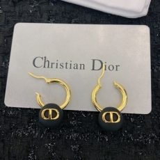 Unclassified Brand Earrings